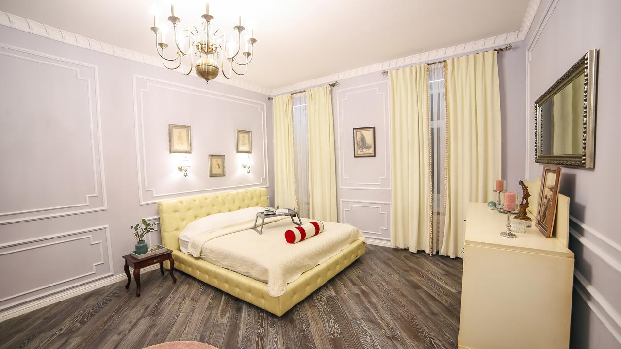 Franco Luxury Apartamento Leópolis Exterior foto